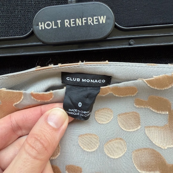 Club Monaco silk mini skirt - Picture 2 of 3